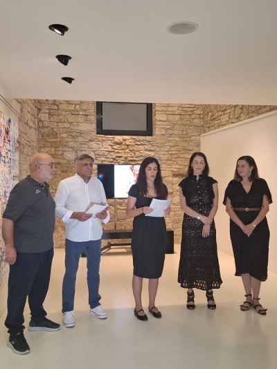 U Galeriji Ulika otvorena izložba Ive Laterze Obuljen